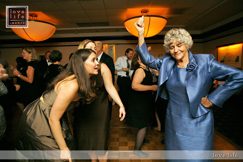 Love-life-Images-Washington-DC-wedding-dancing-mama