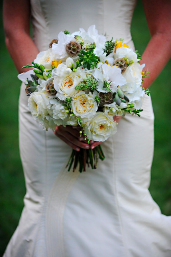 ourisman-bridal-bouquet