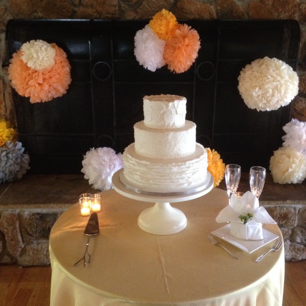 Seneca Creek Lodge cake with Kendall's cakes