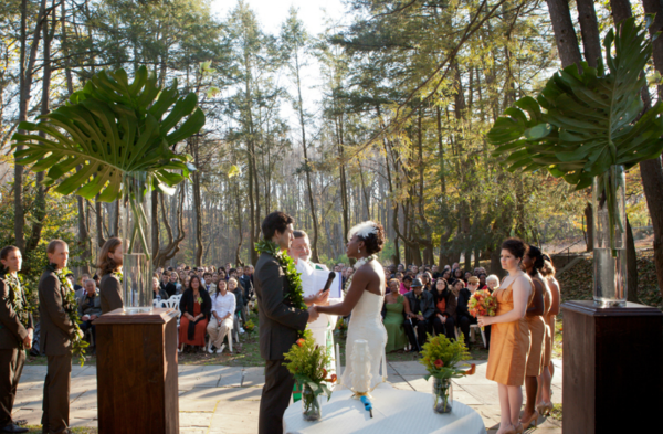 Woodend Sanctuary ceremony with flowers by Elegance and SImplicity