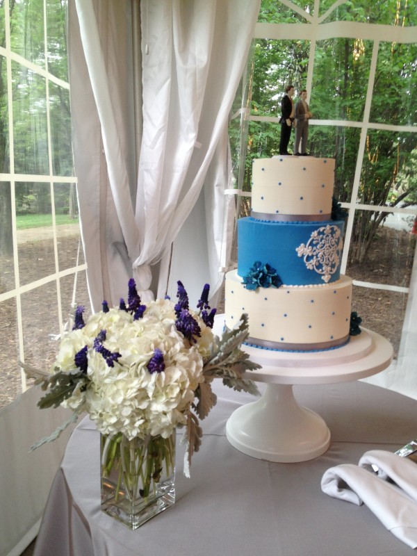 Same-sex Woodend Wedding Cake and floral designs