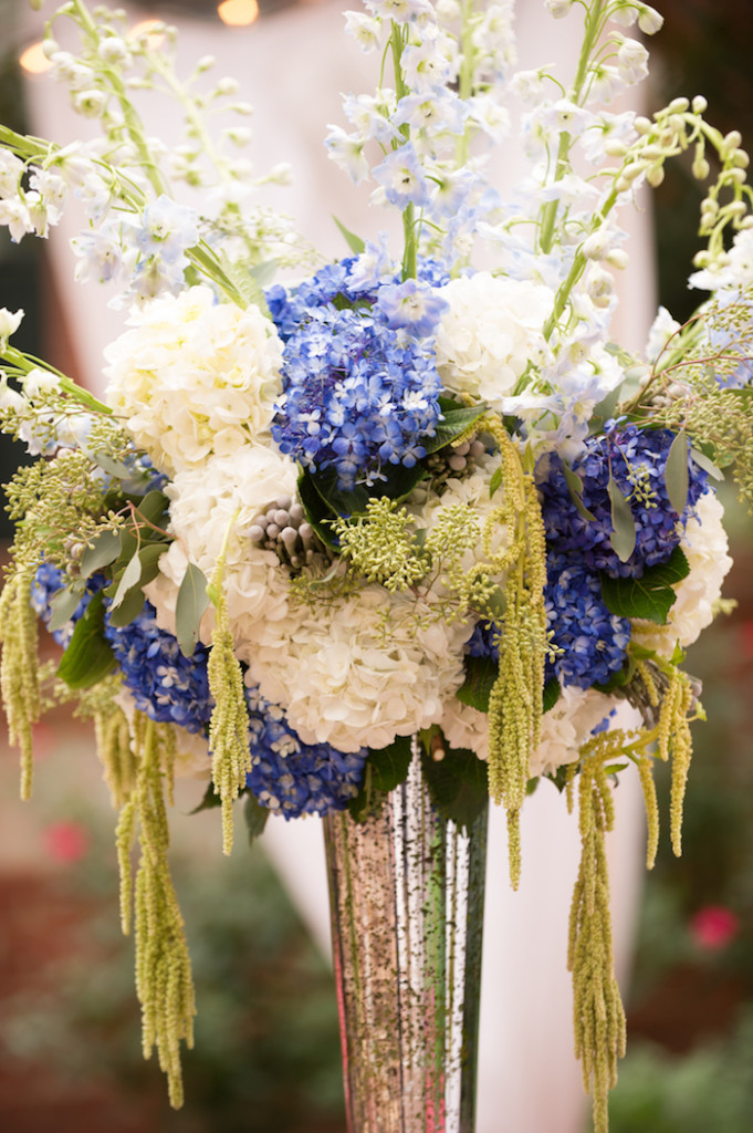 Elegance-and-Simplicity-Real-Weddings-Floral-Design-DC-Floral-Design-DC-Weddings-DC-Florist 